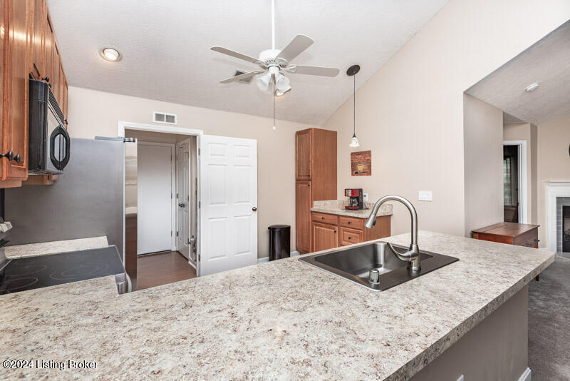 11905 Little Horn Pl