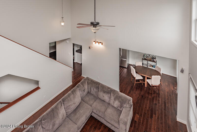 11906 Stable Springs Dr