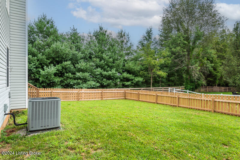 11906 Stable Springs Dr