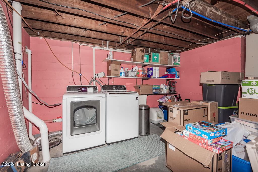 855 Melford Ave