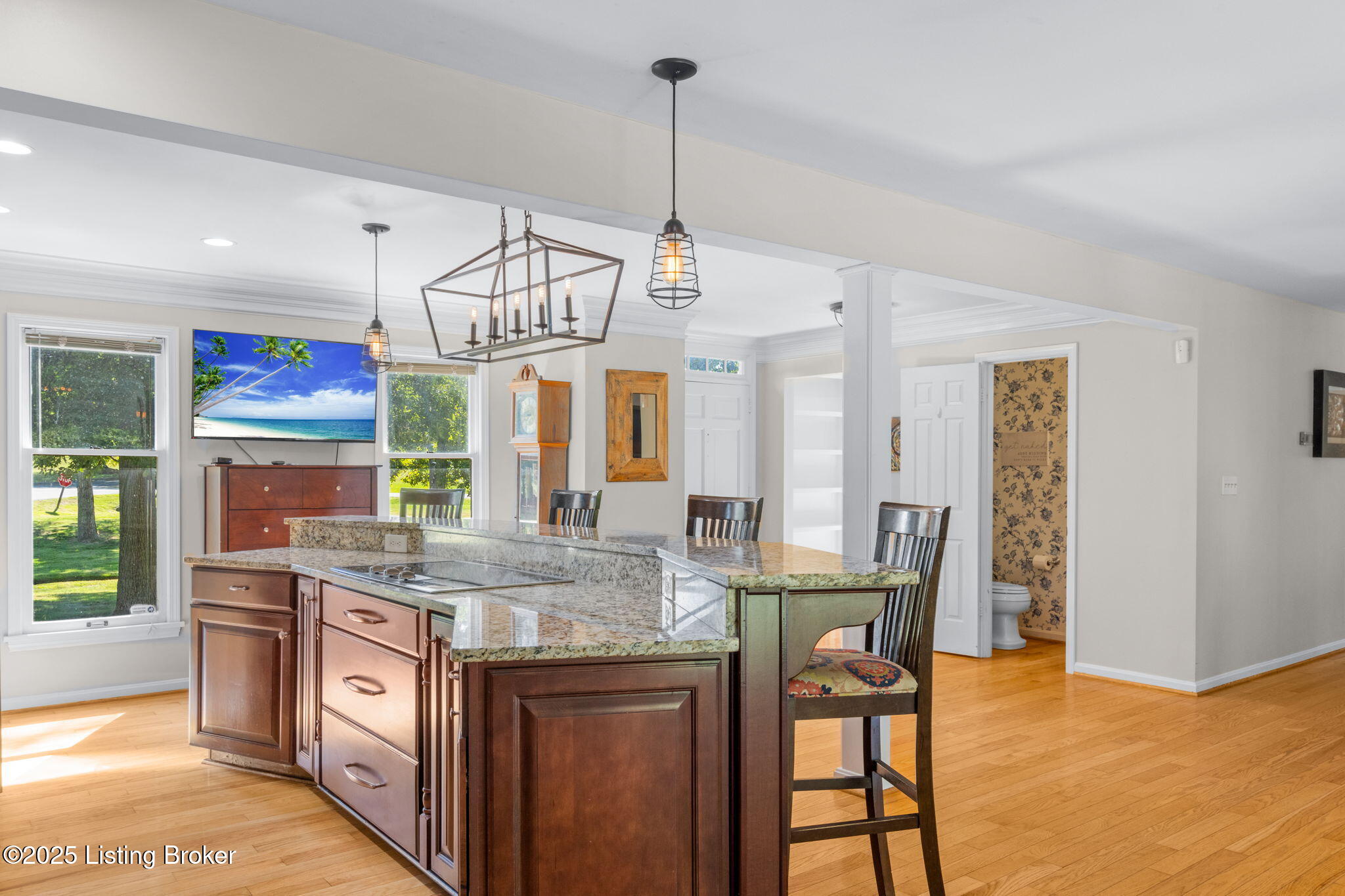 10101 Secretariat Dr