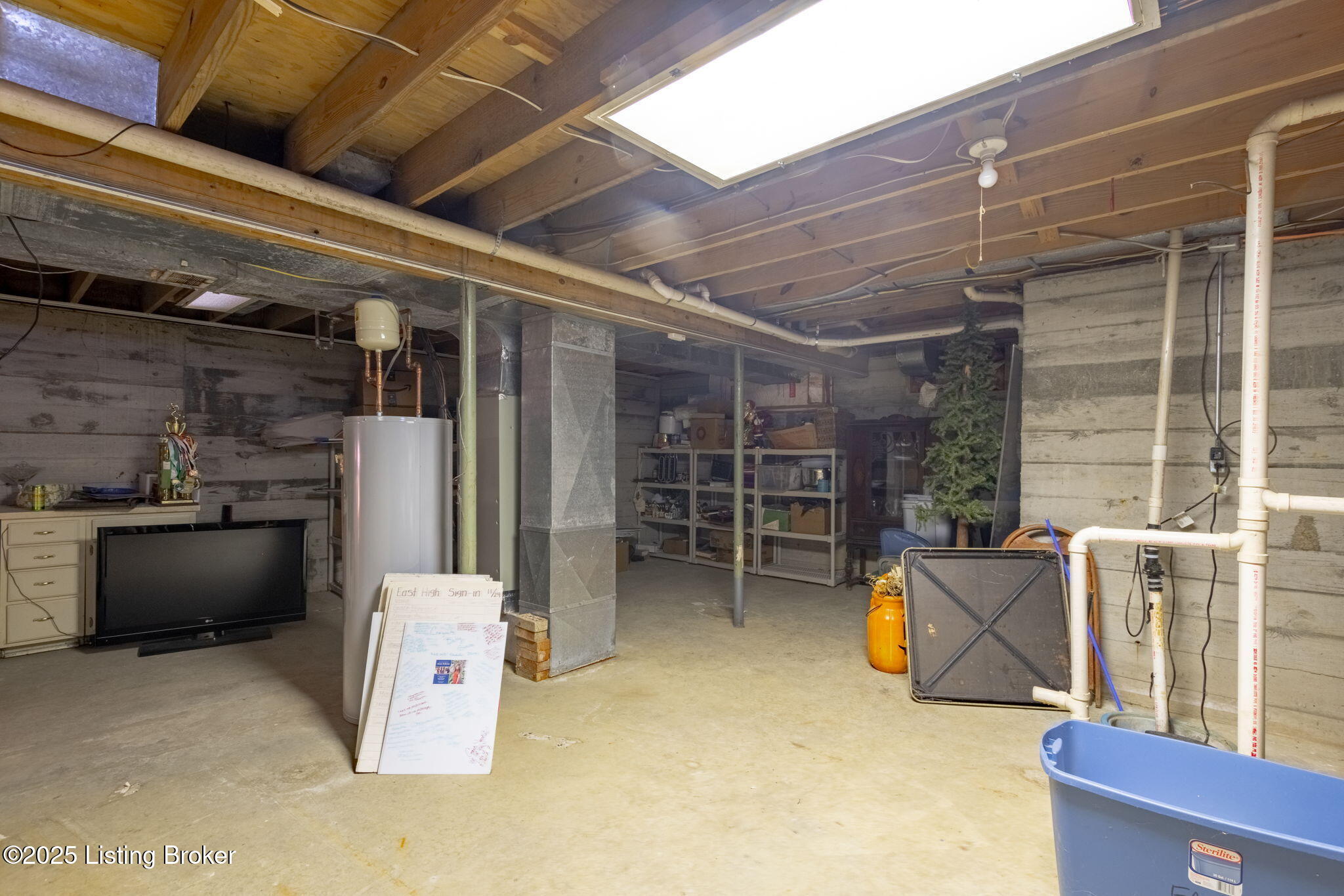 10101 Secretariat Dr