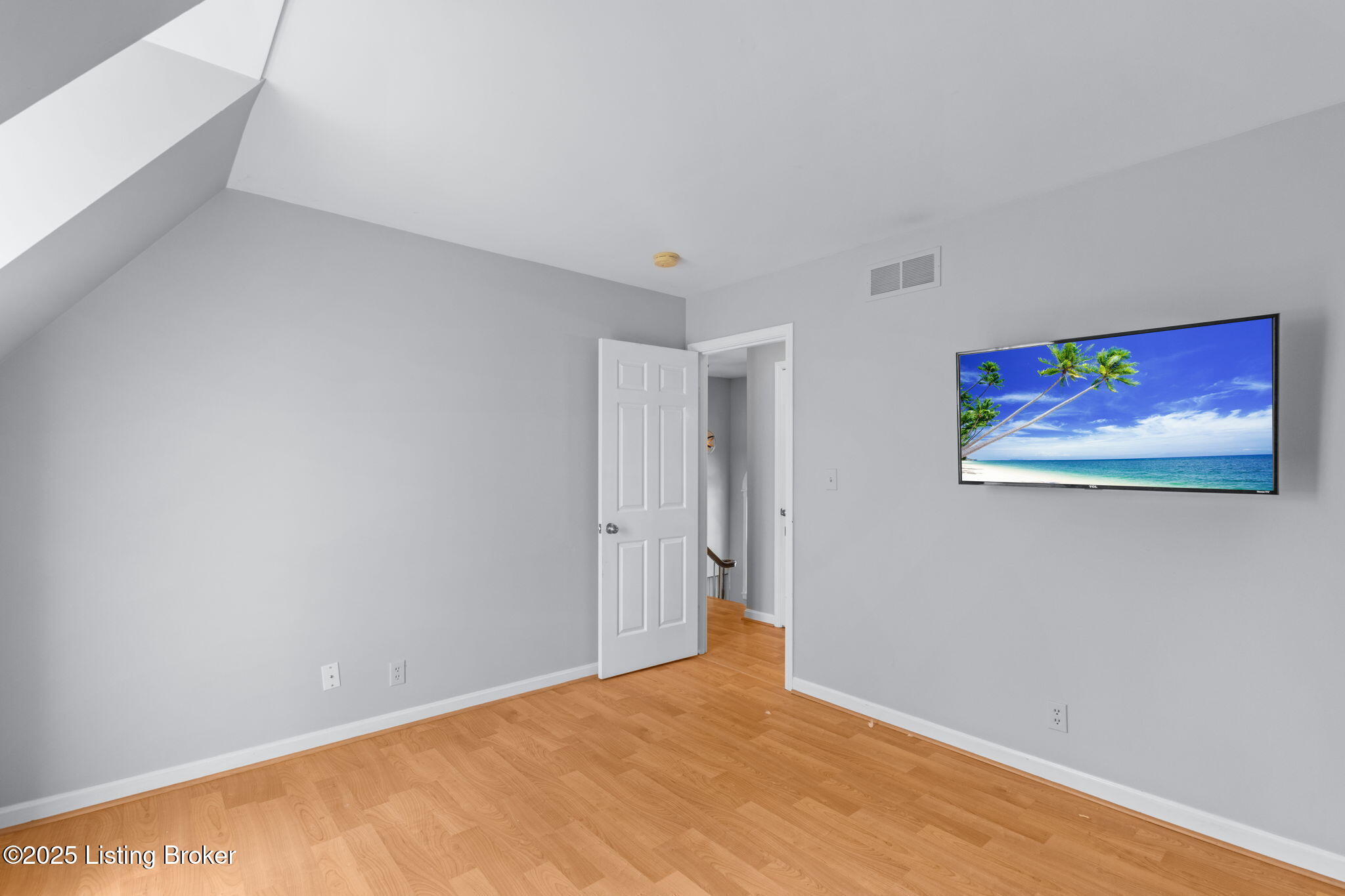 10101 Secretariat Dr