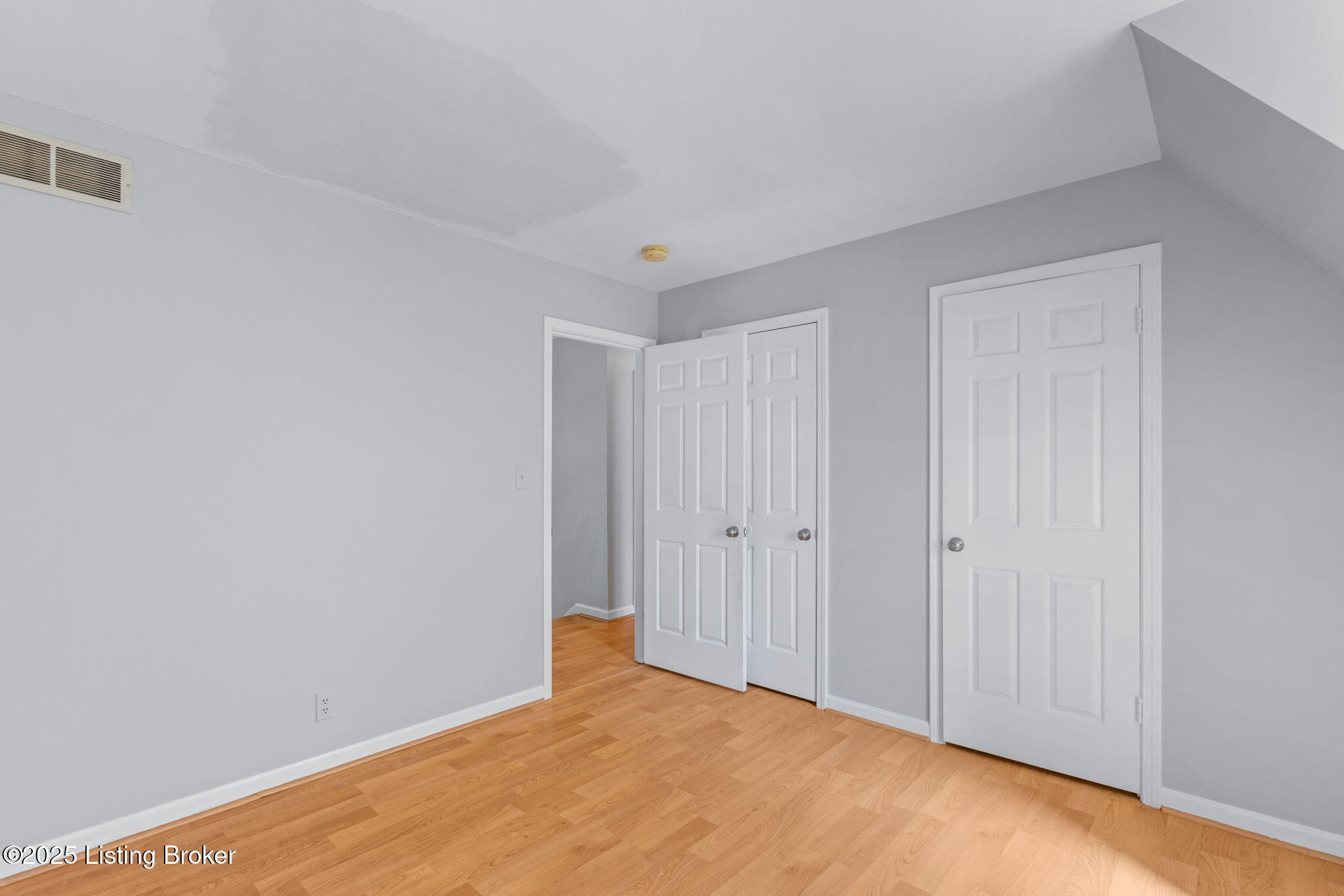 10101 Secretariat Dr