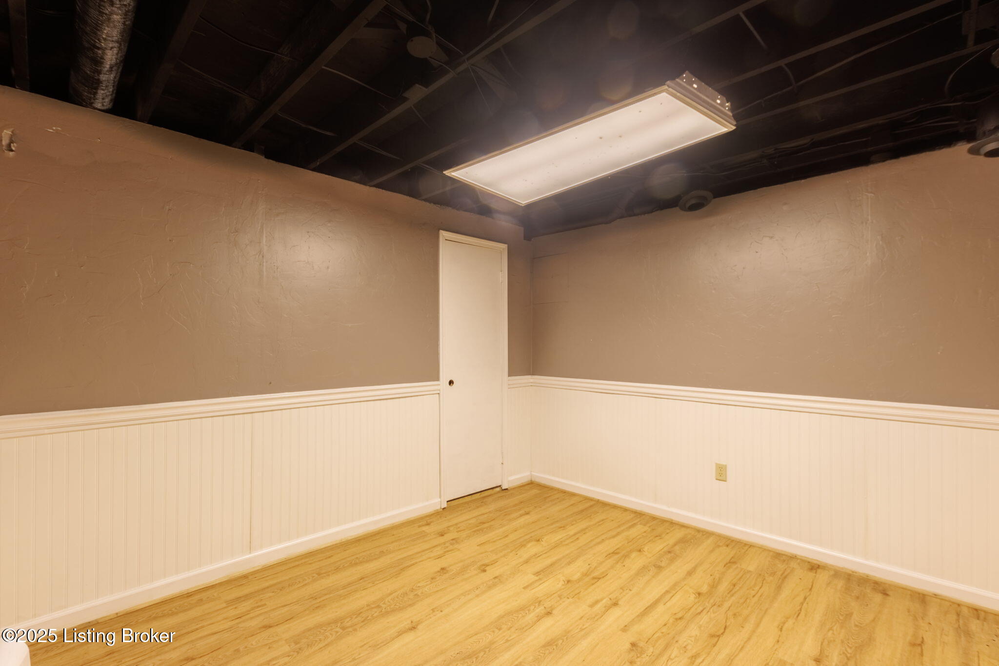 10101 Secretariat Dr