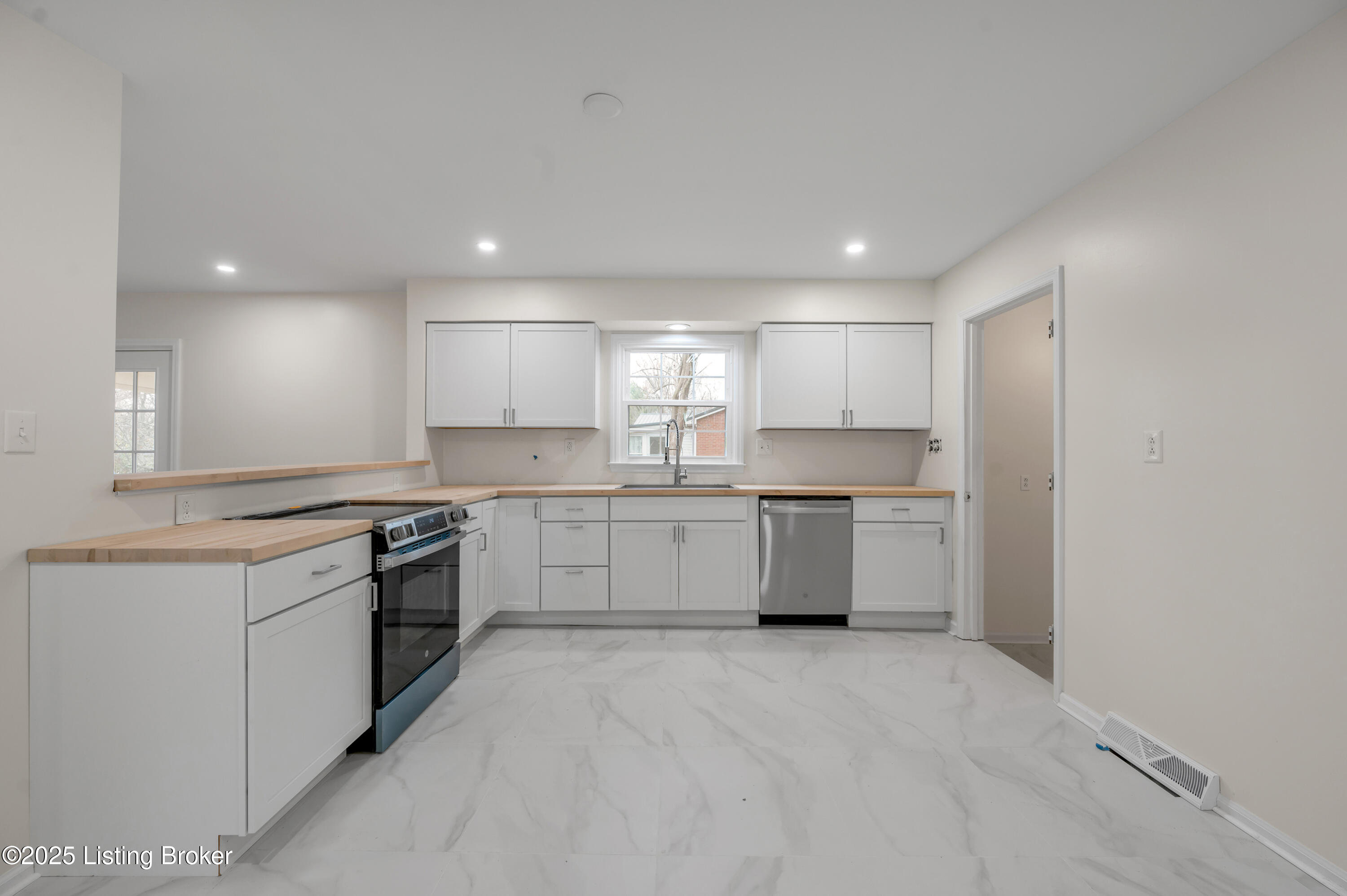 1303 Chinook Trail