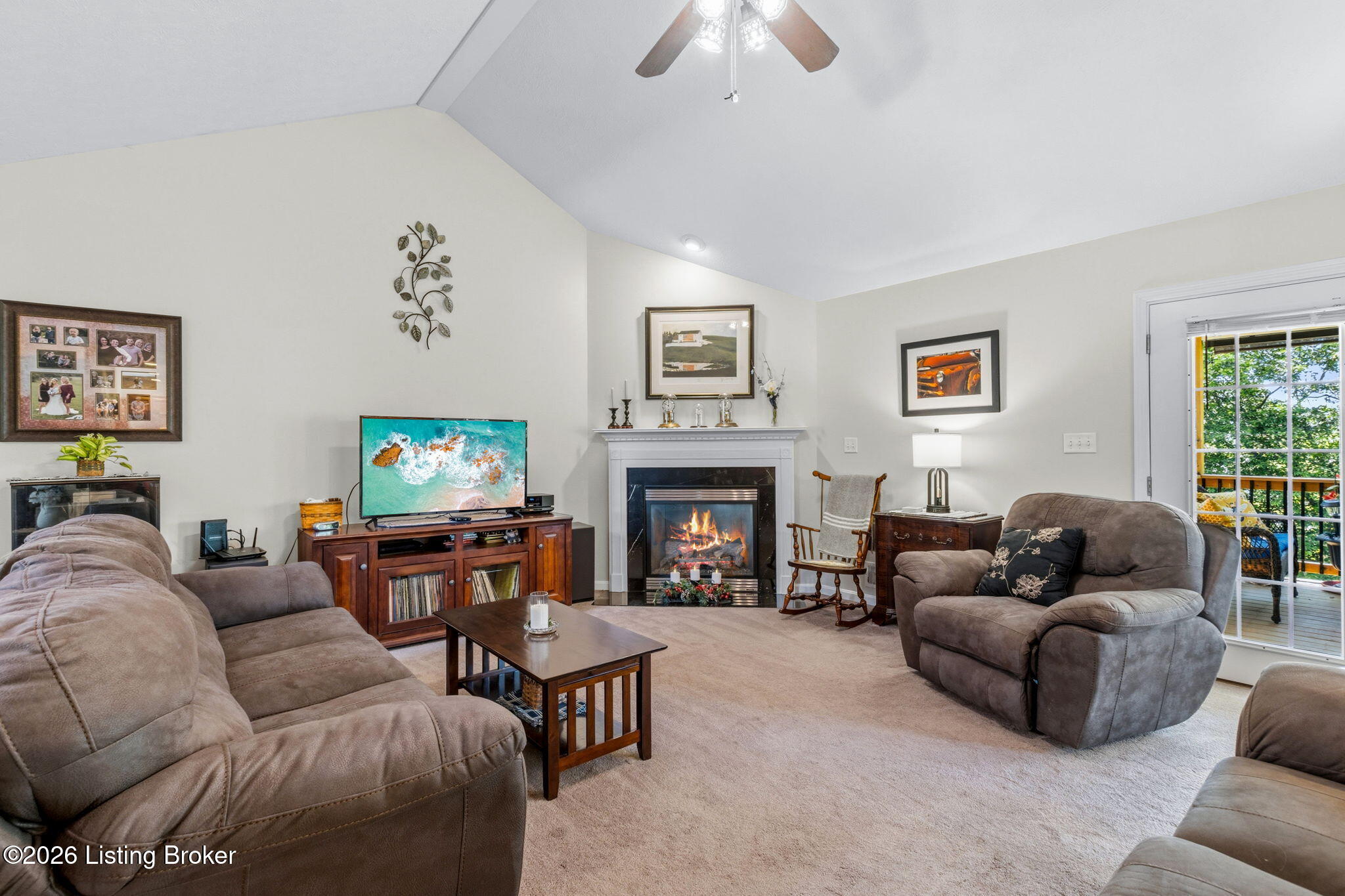 7928 Windgate Dr