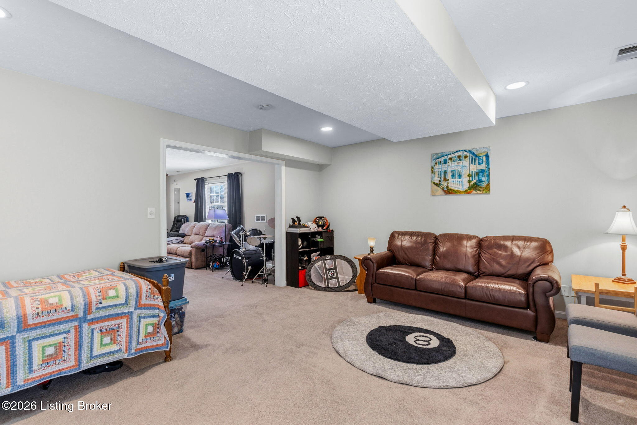 7928 Windgate Dr