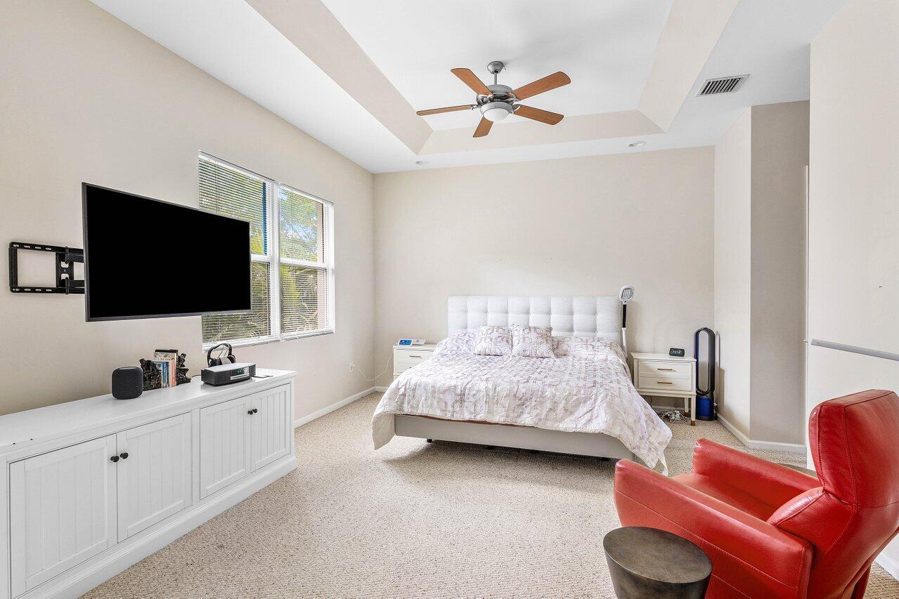 1875 Highland Grove Drive