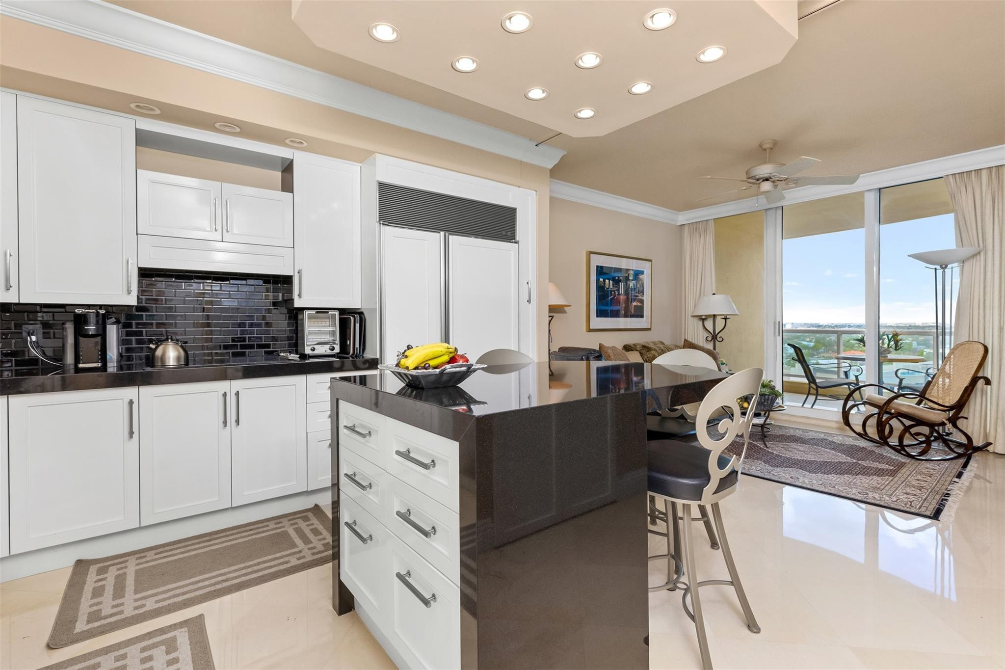 2110 N Ocean Boulevard 11A