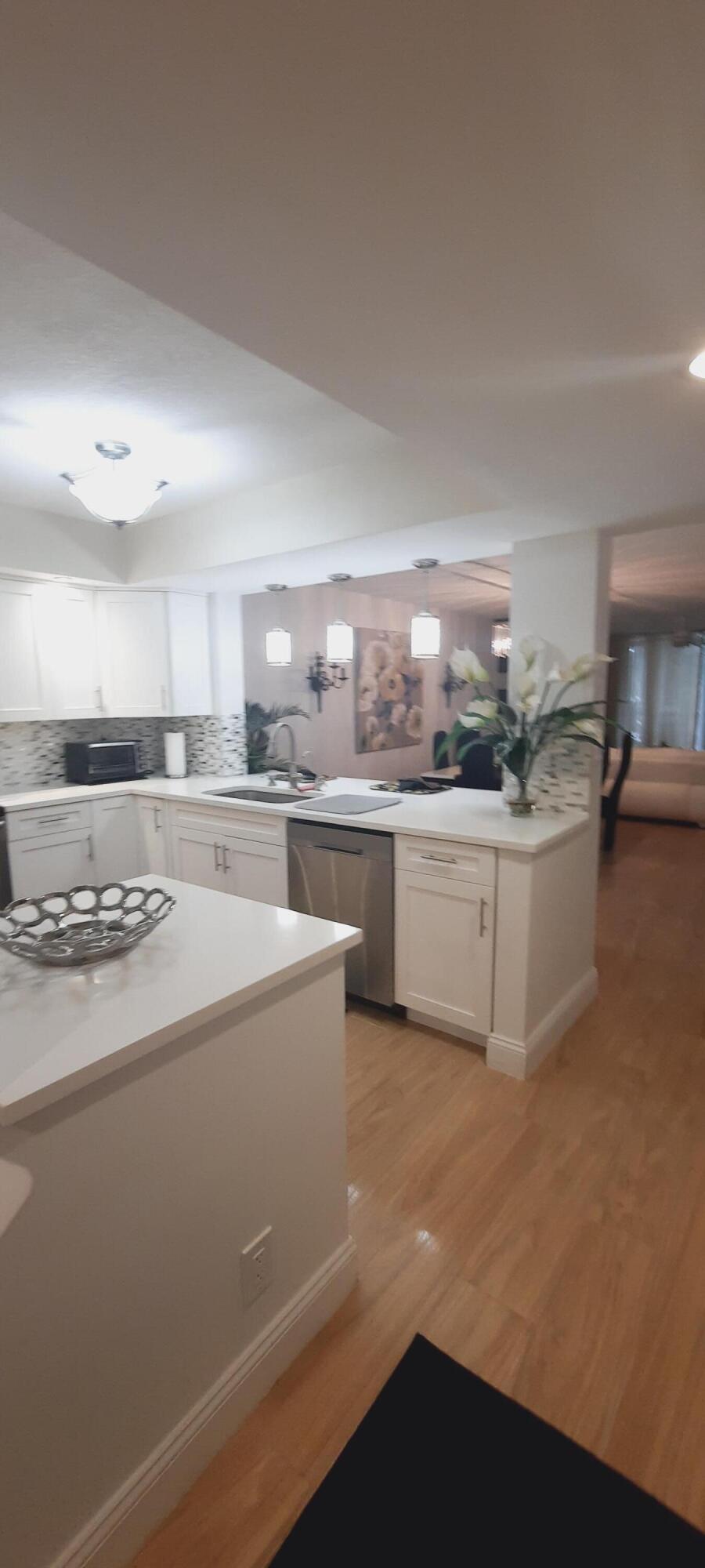 15461 Pembridge Drive 207