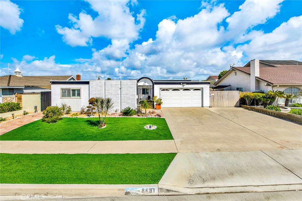 8681 Palos Verdes Avenue