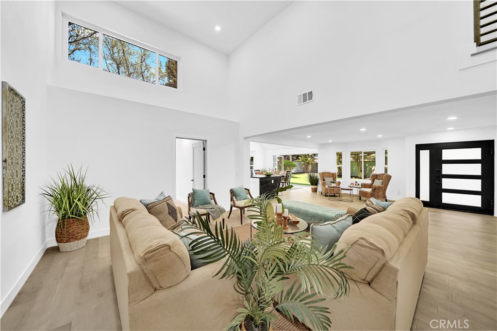 3489 Windsor Court