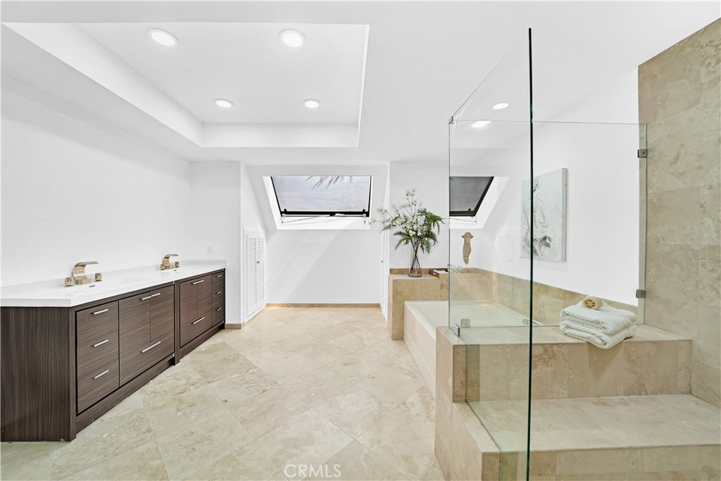 3489 Windsor Court