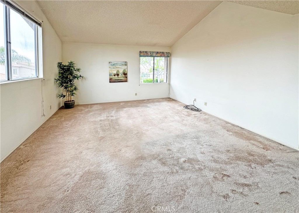 8098 Catherine Avenue 24