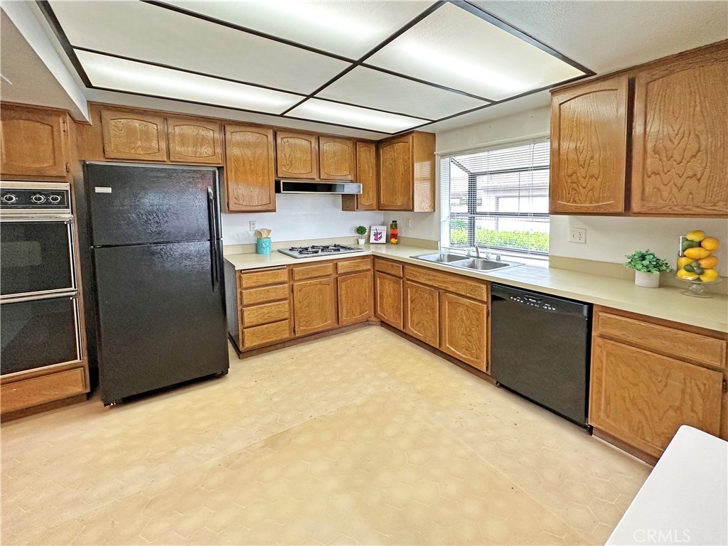 8098 Catherine Avenue 24
