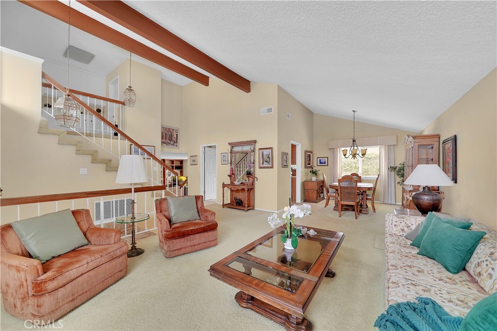 8732 Cliffside Drive