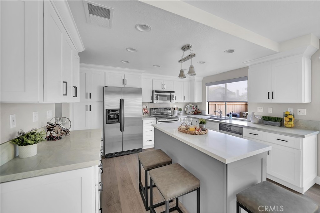 8571 Shadow Lane