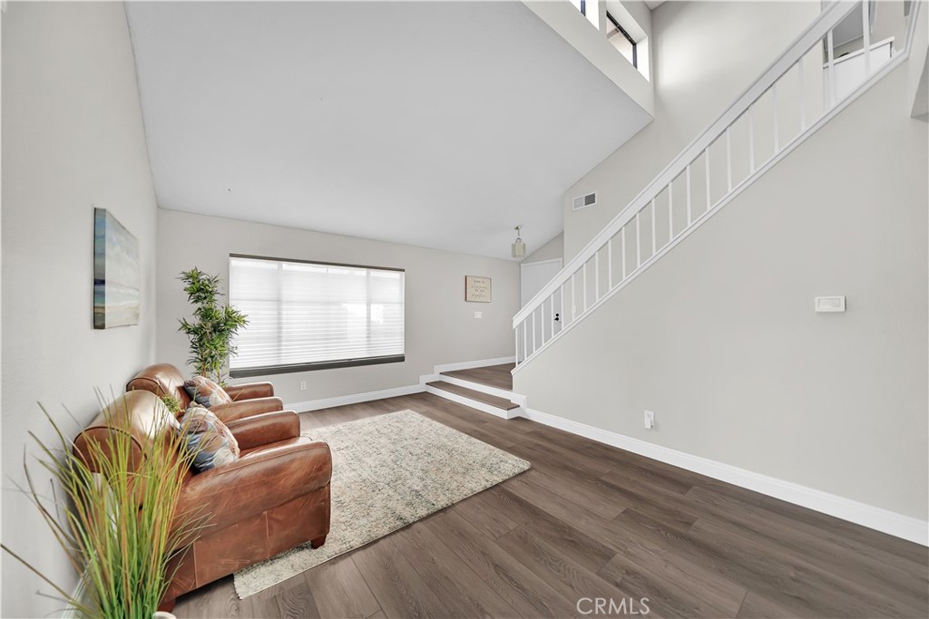 8571 Shadow Lane