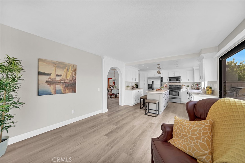 8571 Shadow Lane
