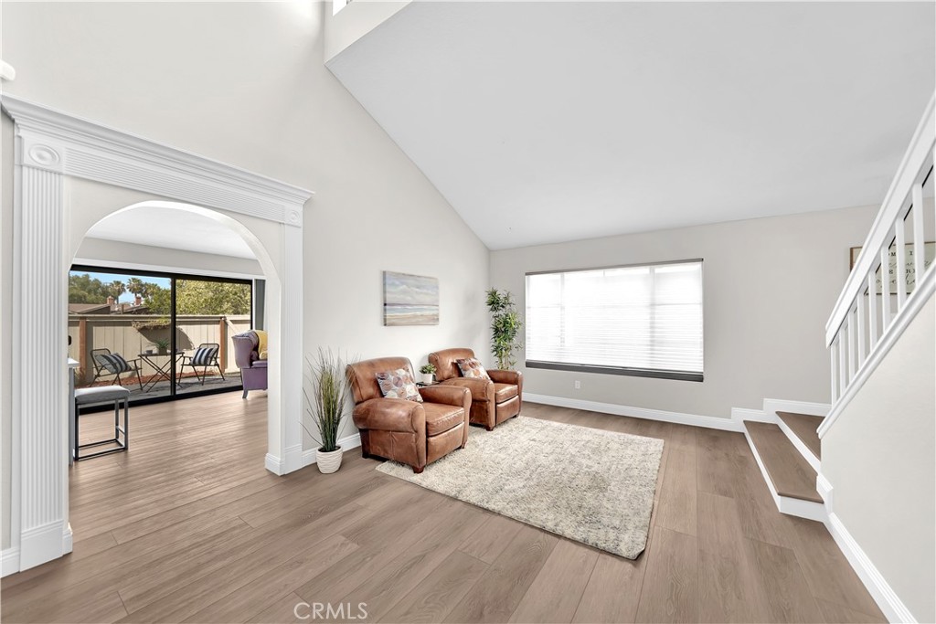 8571 Shadow Lane