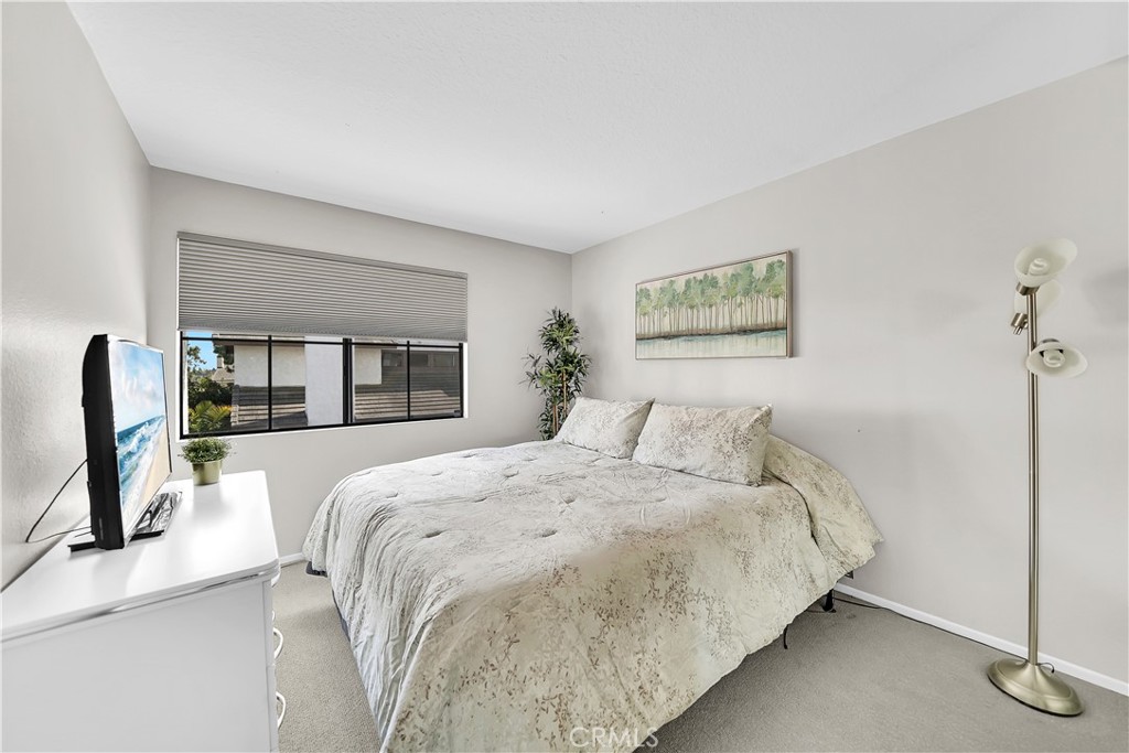 8571 Shadow Lane