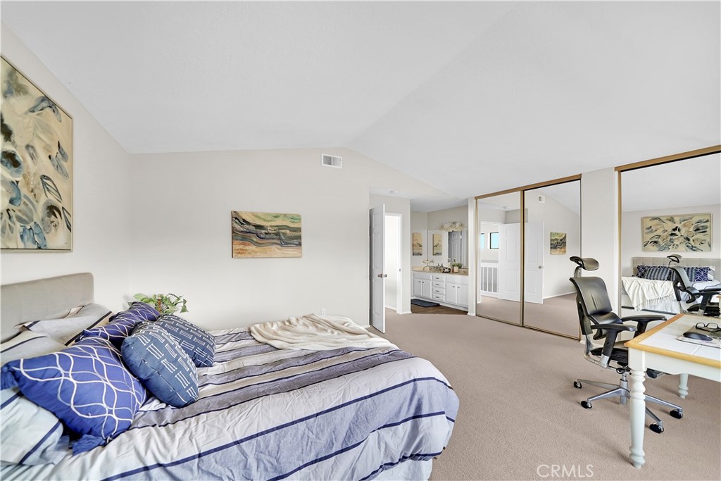 8571 Shadow Lane