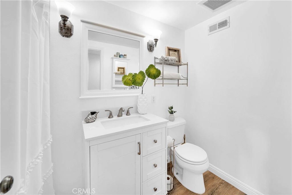 18658 Santa Ynez Street