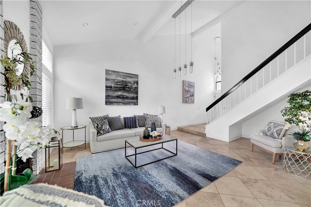 18072 Metcalf Lane