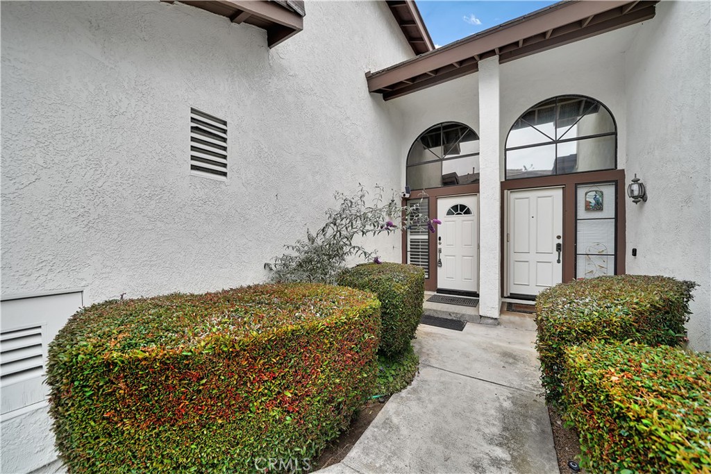 18072 Metcalf Lane