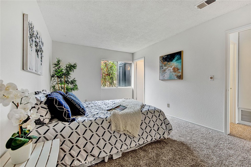 10844 La Fonda Circle
