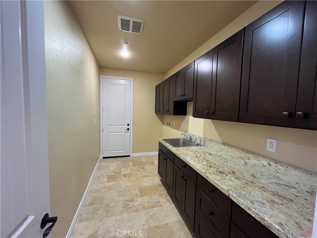 9053 Lemongrass Court