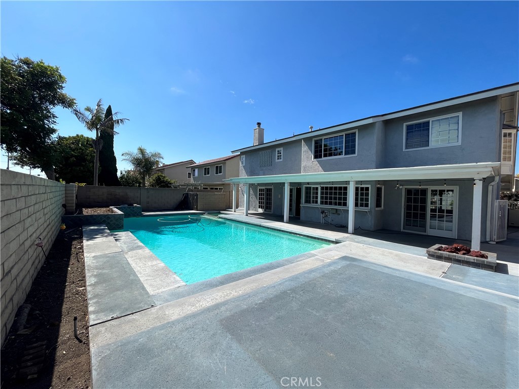 9092 McBride River Avenue