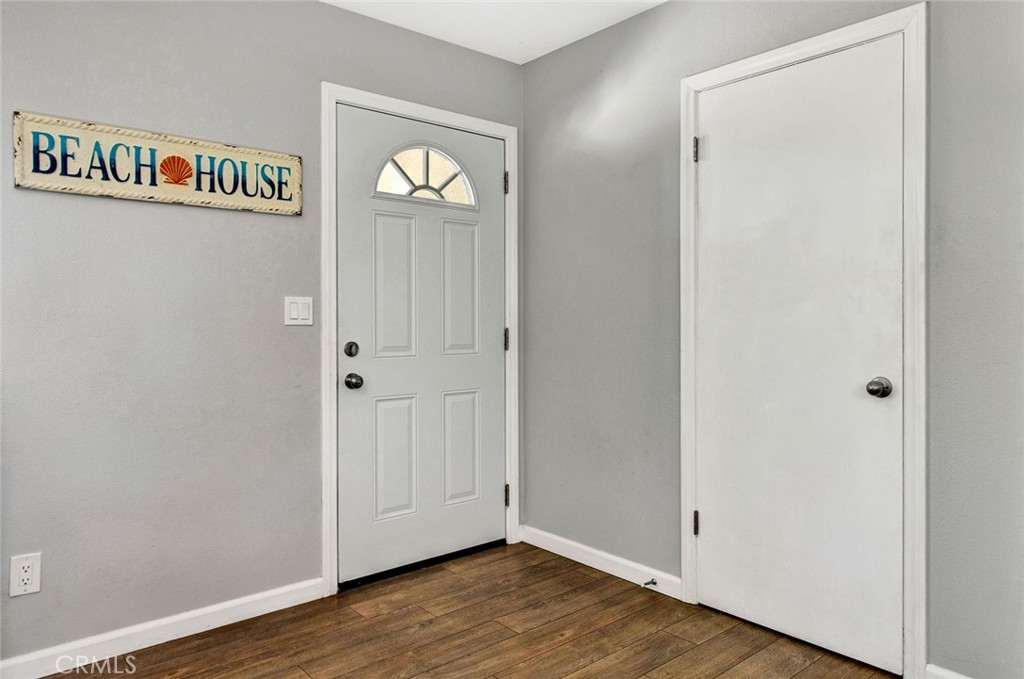 5022 Bluejay Circle