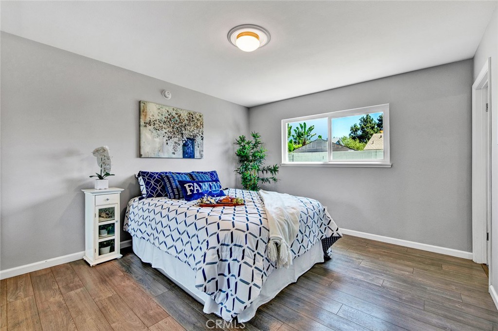 5022 Bluejay Circle