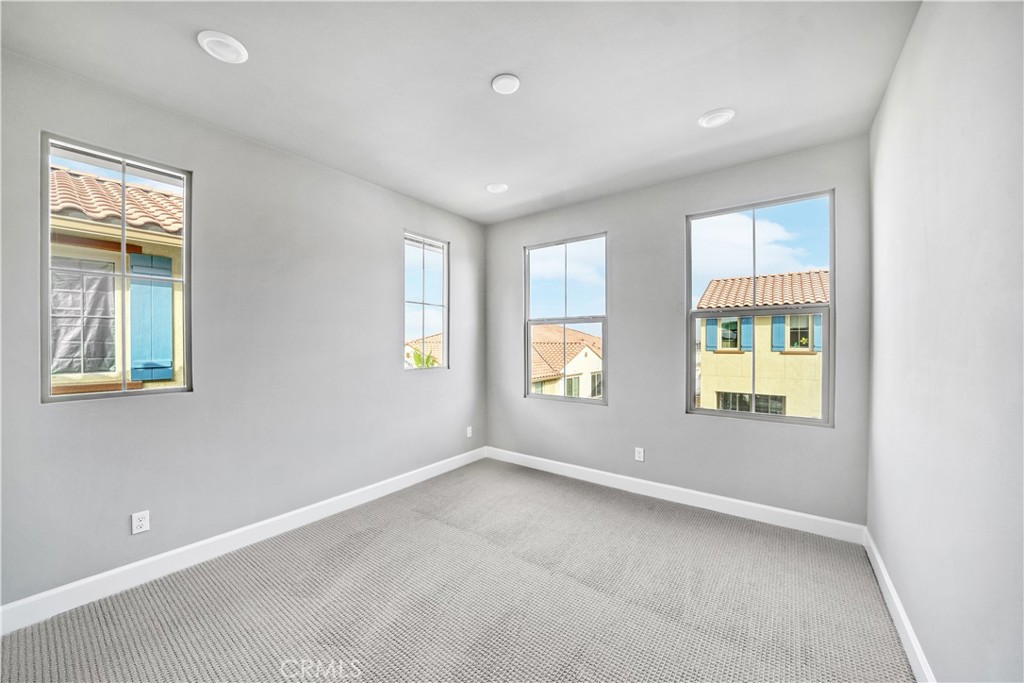 7276 Crystal Drive