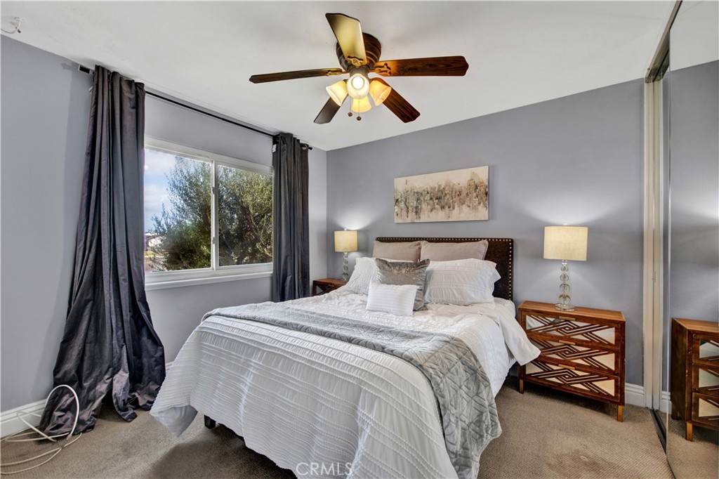 10555 La Rosa Circle