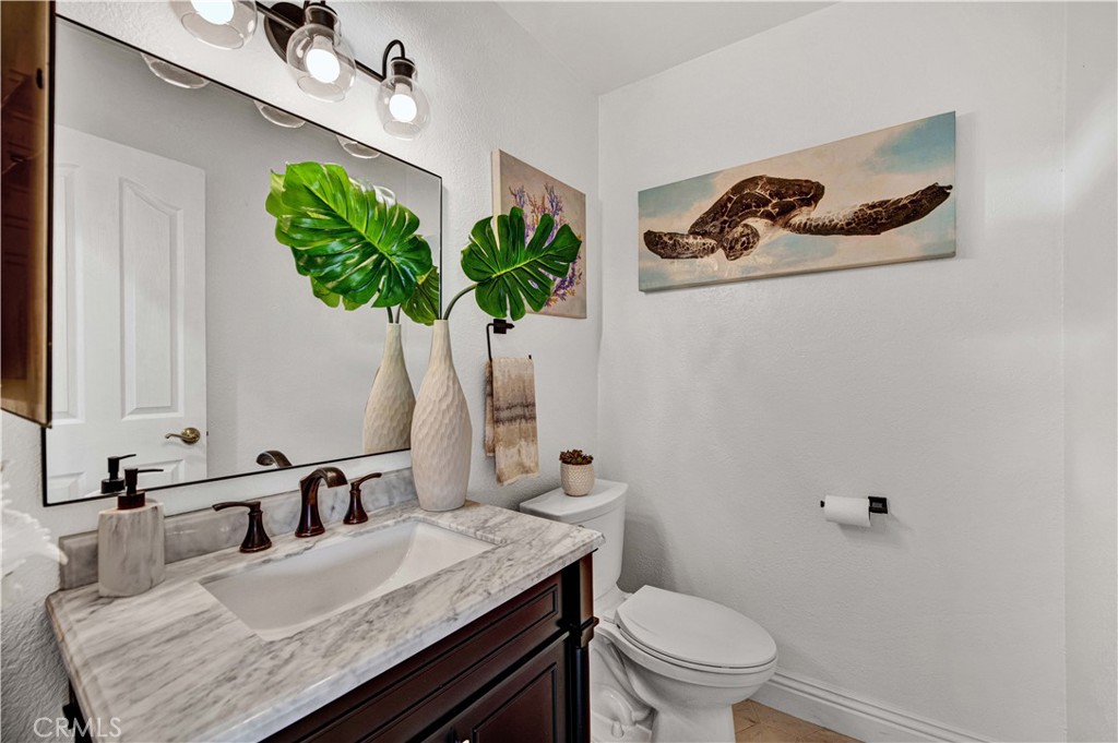 10555 La Rosa Circle
