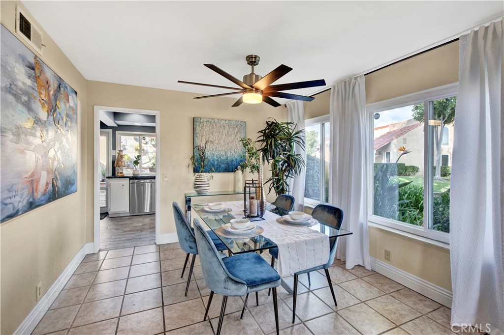 10555 La Rosa Circle