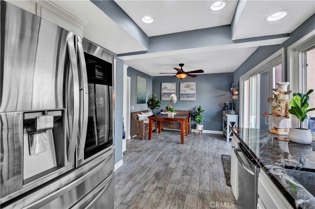 10555 La Rosa Circle