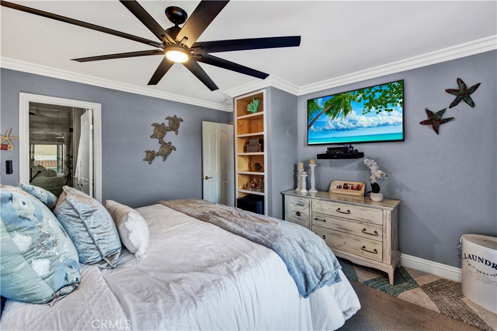 10555 La Rosa Circle