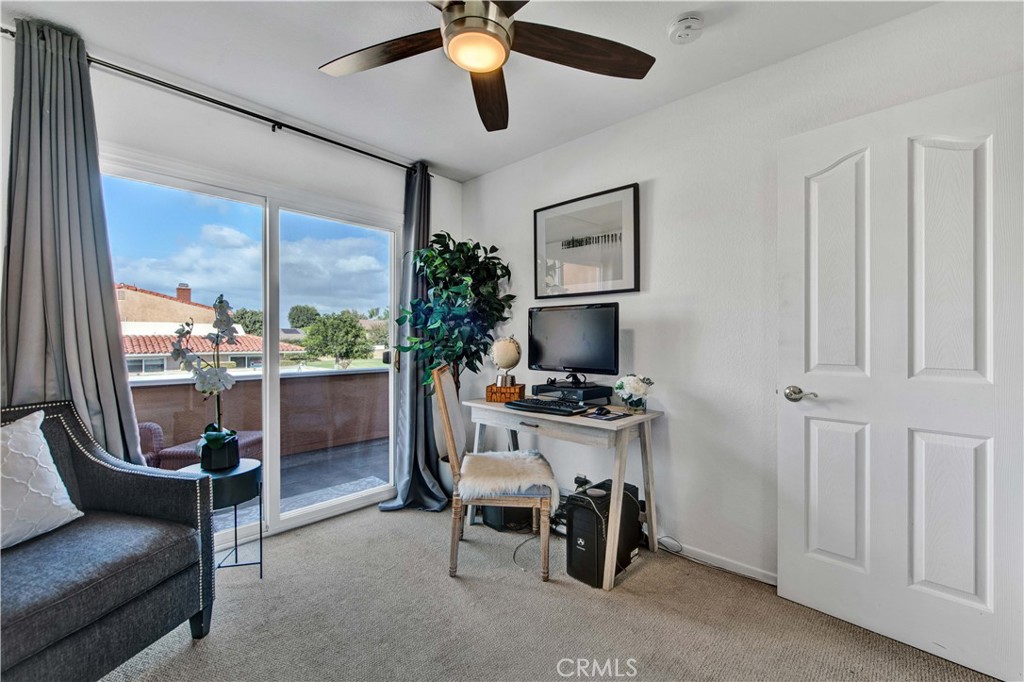 10555 La Rosa Circle