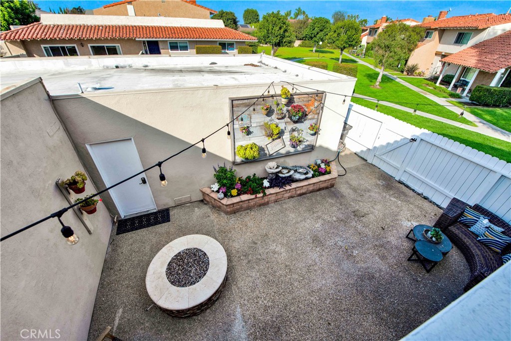 10555 La Rosa Circle