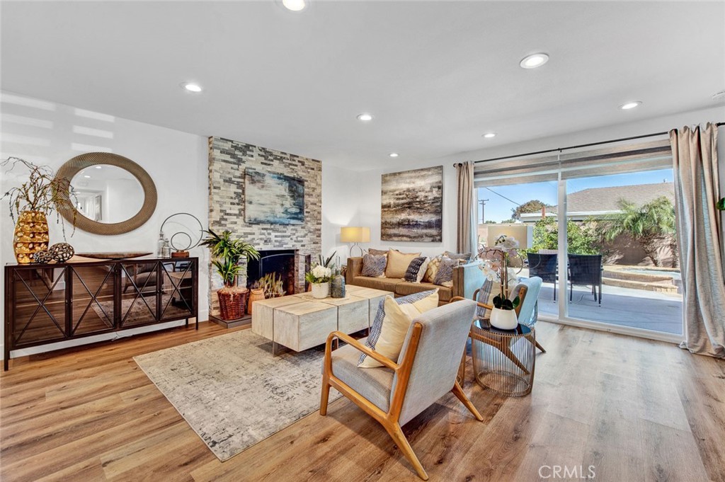 16516 Elm Circle