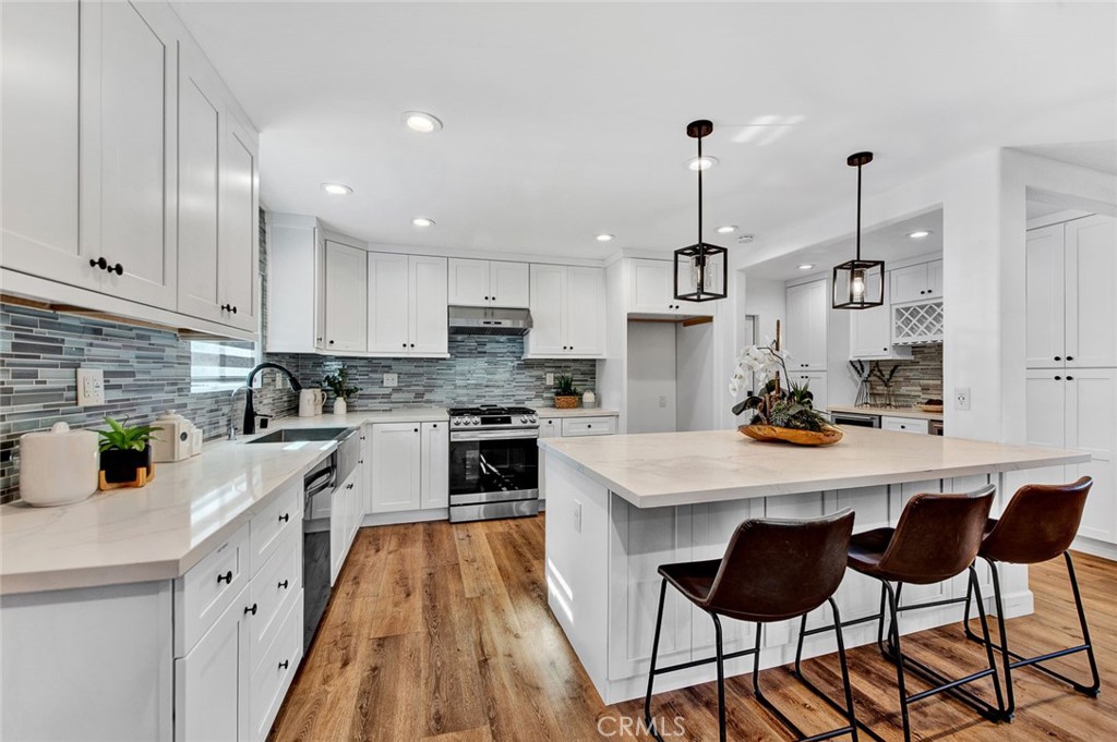 16516 Elm Circle