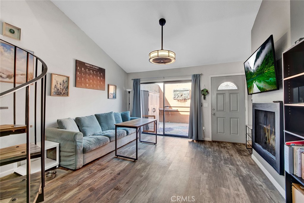 2900 Madison Ave B28