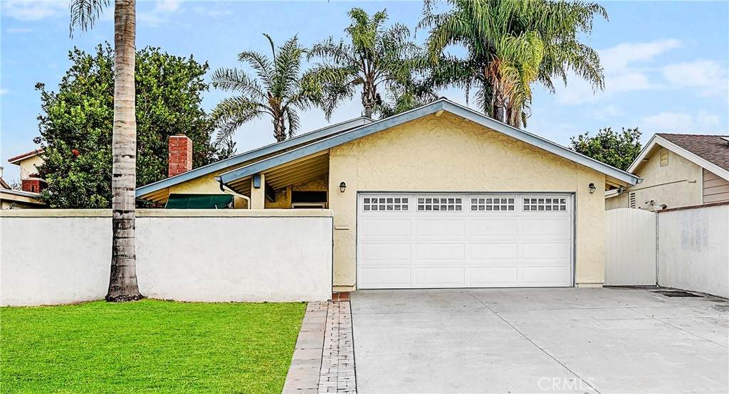 4491 Robinwood Cir