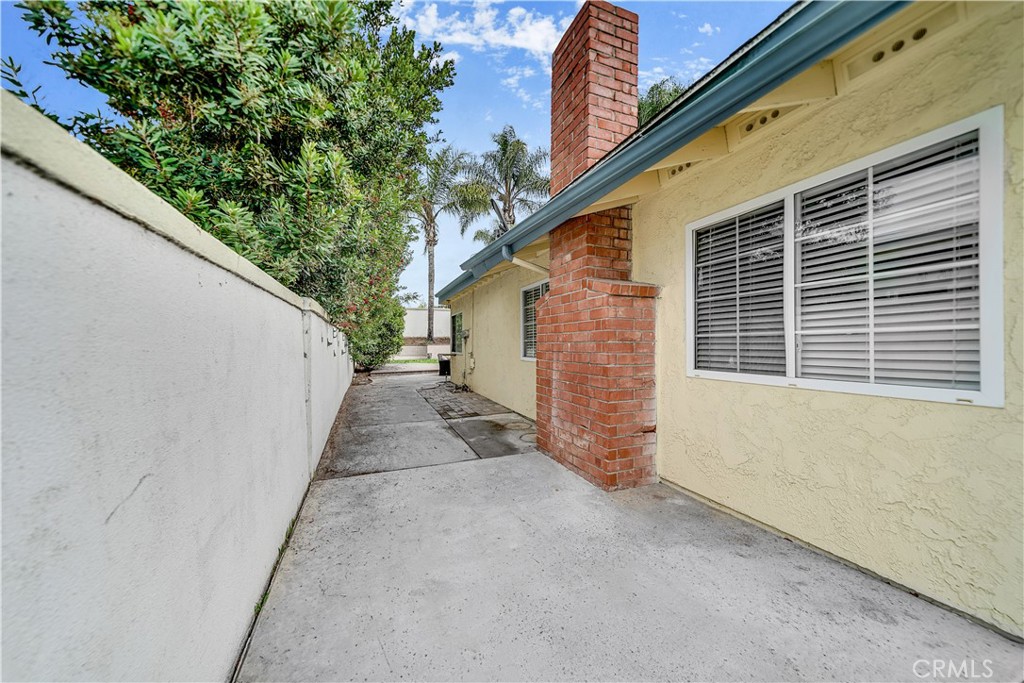 4491 Robinwood Cir