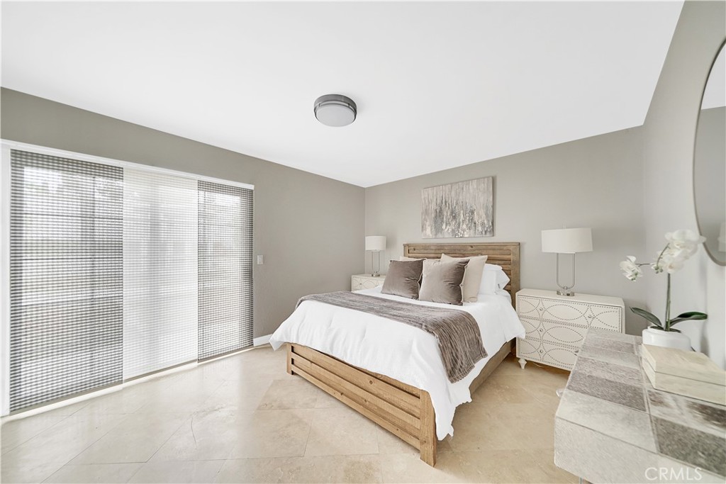 4491 Robinwood Cir