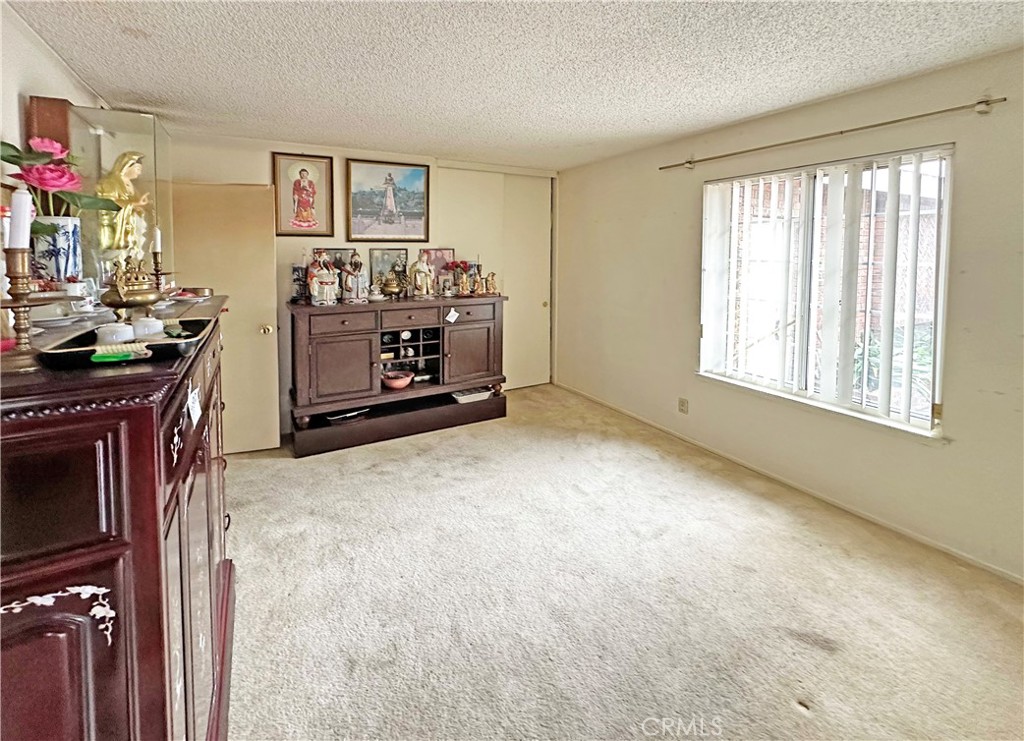 17972 Los Vasos Street